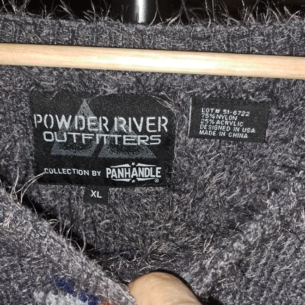 Chic Geometric Patterned Sweater With Fringe Hem - image 8